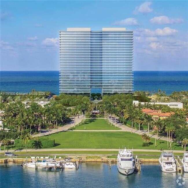 Building Photo - 10201 Collins Ave Unit 10201 E Collins Ave 1002 Rental