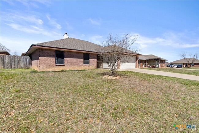 Building Photo - 4303 Sonora Dr Rental