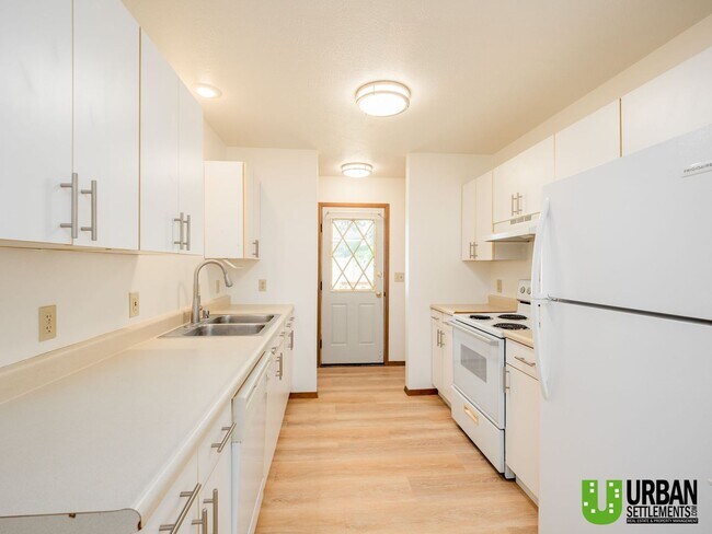 Photo - Upriver Dr. 3531-3533 E Unit 3533