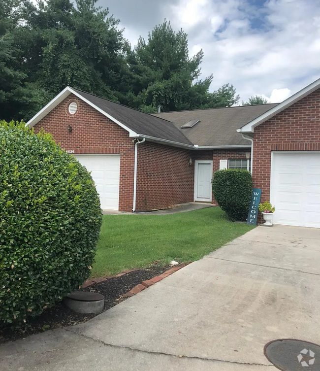 Building Photo - 4424 Greenfern Way Rental