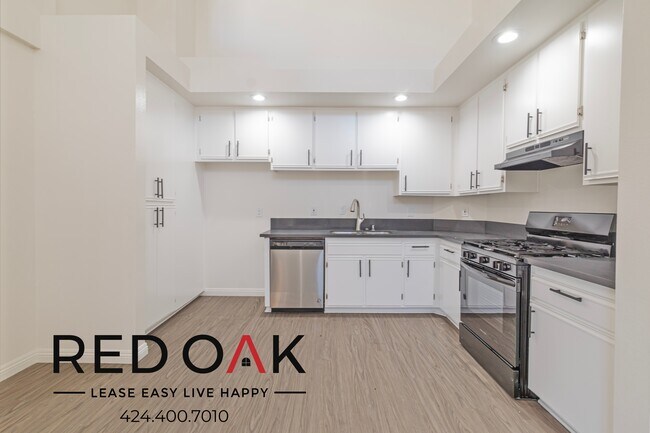 Photo - 6072 Franklin Ave Unidad 310