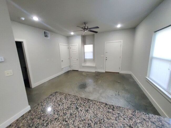 Photo - 1241 Oakland Ave Unit 101