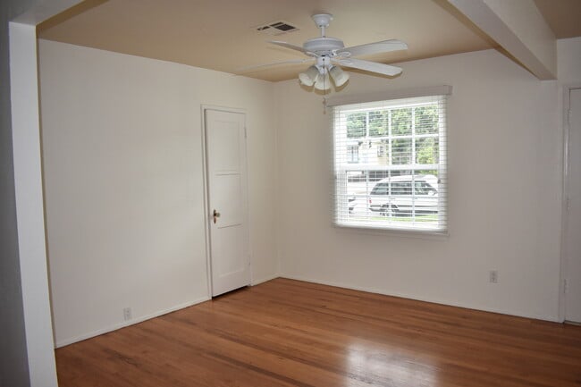 Photo - 338-342 C Ave. Unit 338 C Avenue