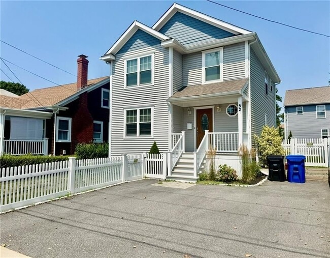 Photo - 52 Bedlow Ave