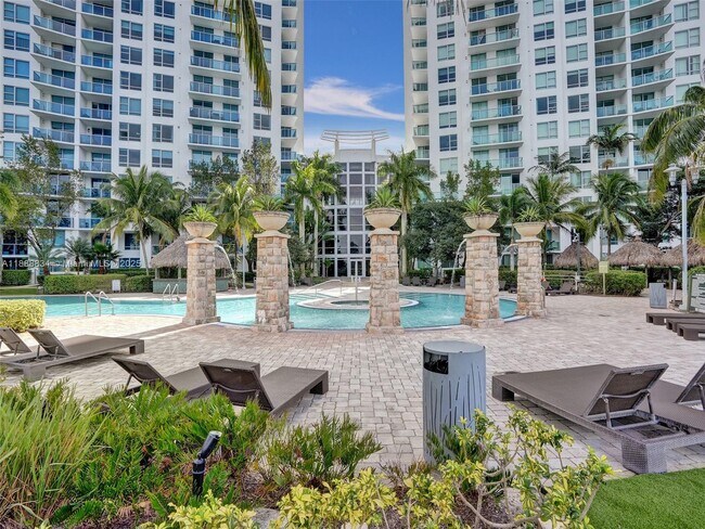 Photo - 2681 N Flamingo Rd Unit 605S