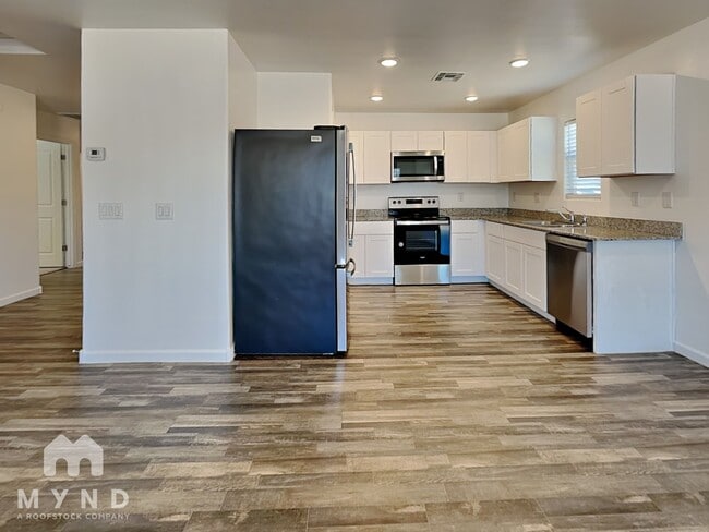 Photo - 9346 W Raven Dr