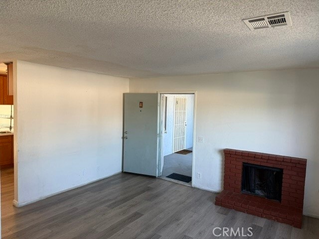 Building Photo - 16845 San Bernardino Ave Unit 7