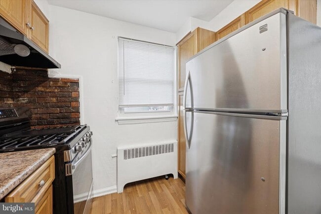 Photo - 206 W Parkway Ave