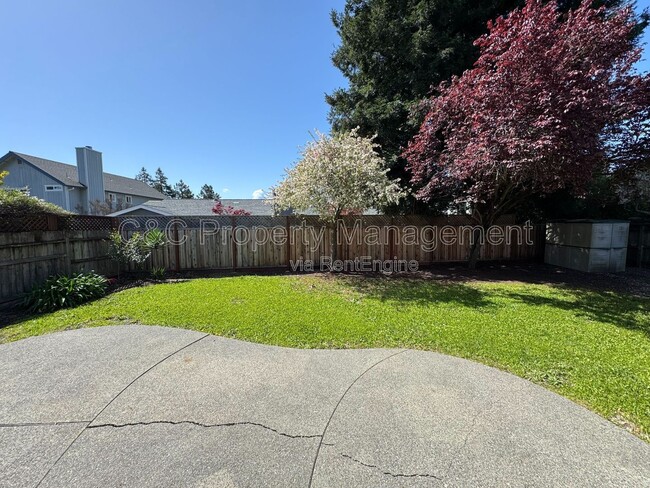 1663 Calle Ranchero Dr