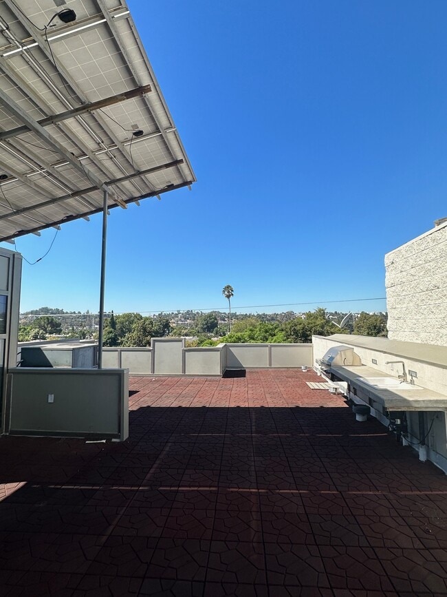 Photo - 3264 Kazaz Ln