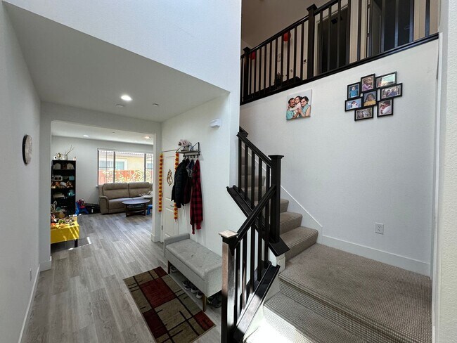 Photo - Beautiful 3 Bedroom, 2.5 Bath Mountain House Home.