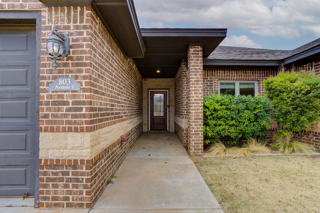 Photo - 803 Avenue S