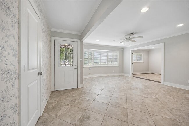 Photo - 10303 Greenwillow Dr