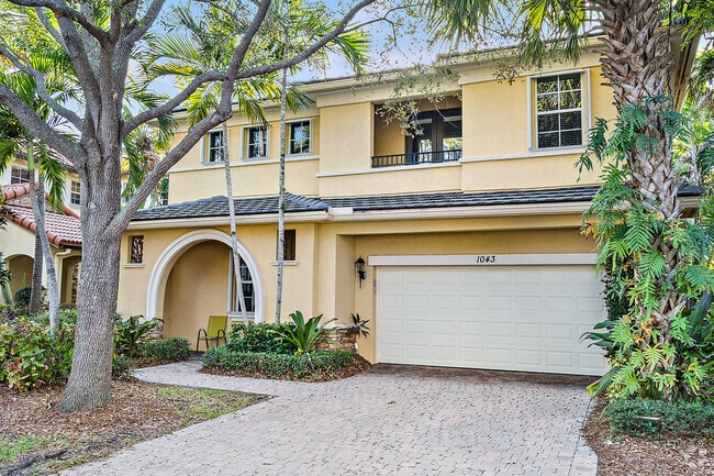 Building Photo - 1043 Vintner Blvd Rental