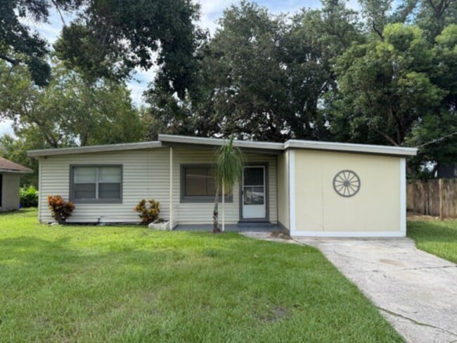 Building Photo - Great Value for 3 Bedroom with Large Fence... Rental
