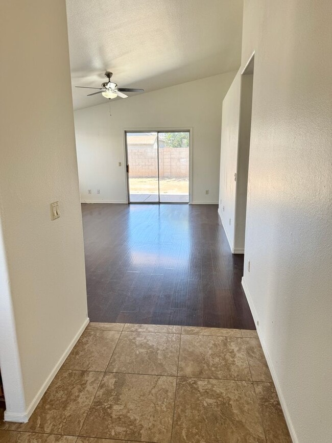 Photo - 3 Bedroom/2 Bath Single Level Home! NO HOA