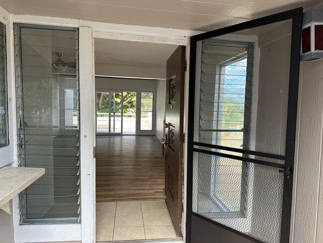 Photo - Spacious 3BR/2BA Split-Level End Unit with Private Courtyard