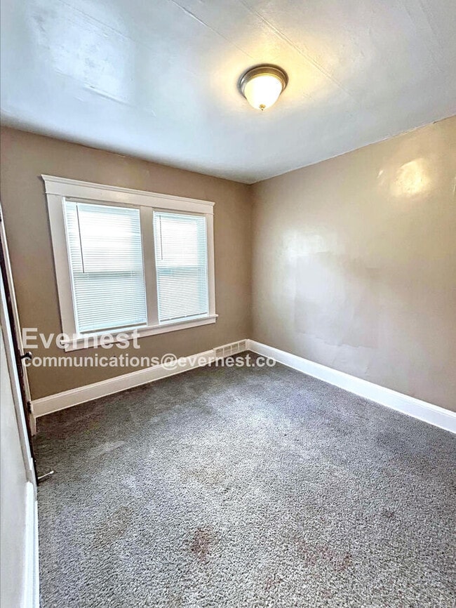 Photo - 12701 Benham Ave