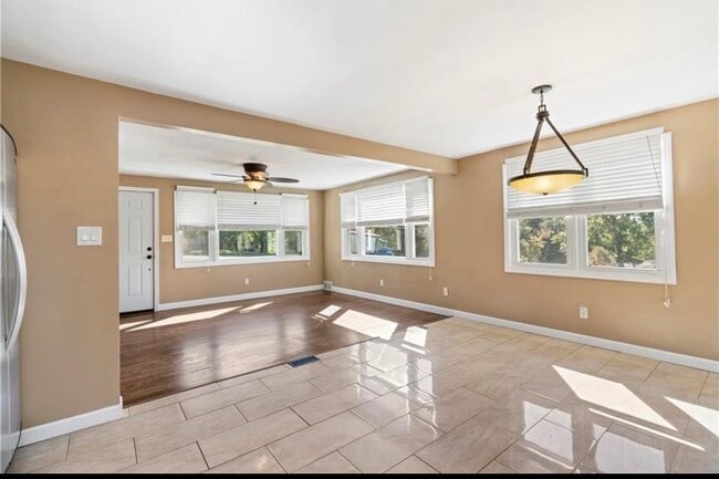 Photo - 109 Grove Hill Rd