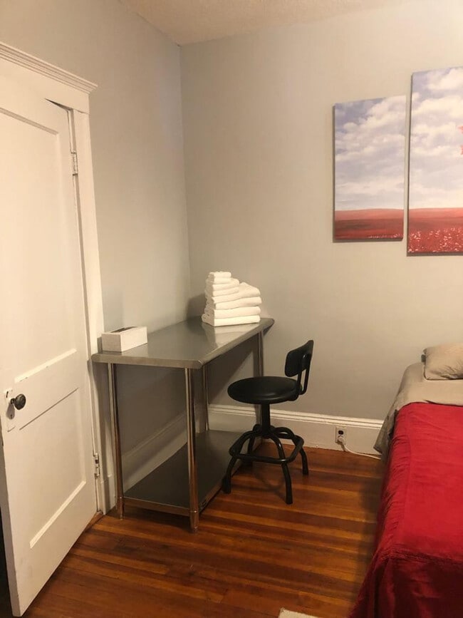 Photo - 41 Strathmore Rd Unit ID1355147P