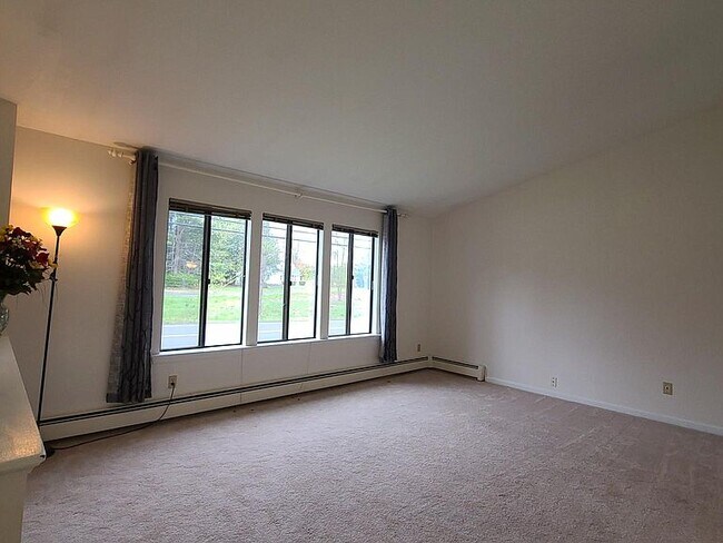 Photo - 15 Hoskins Rd