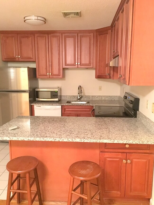 Photo - 620 Boston Ave Unidad 5E