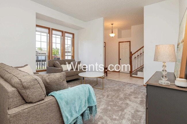 Photo - Beautiful 6 bed Highly Desirable Colbert Area!