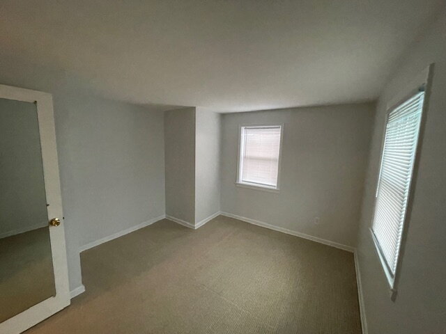 Photo - "Charming 3-Bed Home with Hardwood Floors & Finished Basement in Harrisburg Oasis!"