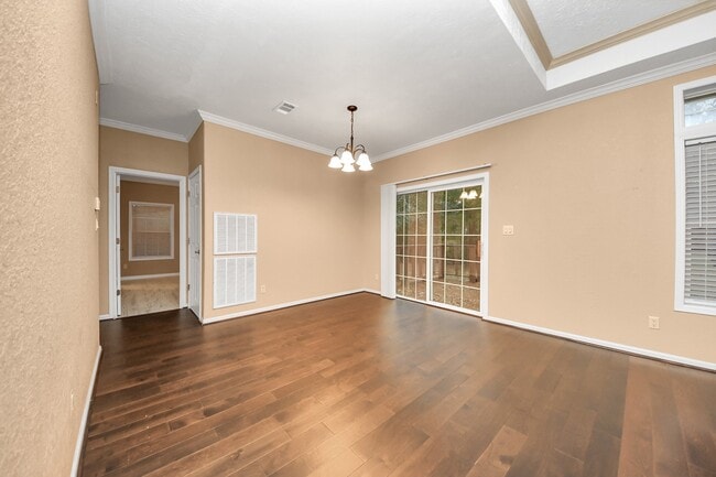 Photo - 27161 Remington Forest E