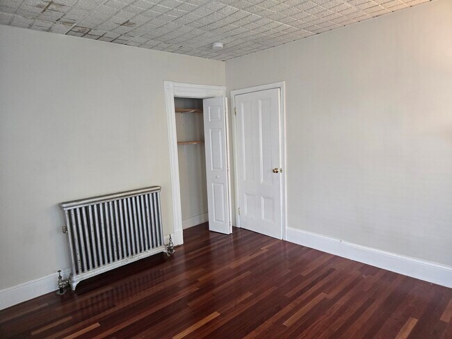 Photo - 103 Alder St Unit 1