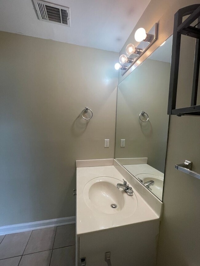 Photo - 14-1413 Ordonez Unidad 14-1413 - C