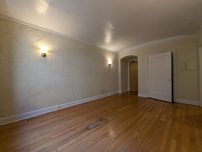 Photo - 536 W Arlington Pl Unit 117