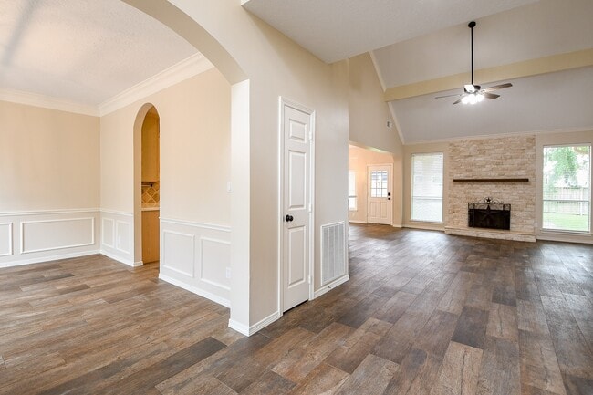 Photo - 241 Blue Hill Dr