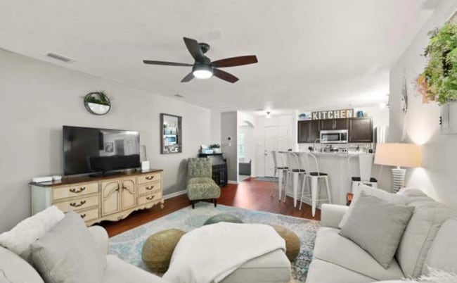 Photo - 77822 Lumber Creek Blvd