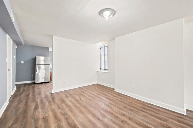 1721 W Tioga St Unit 1