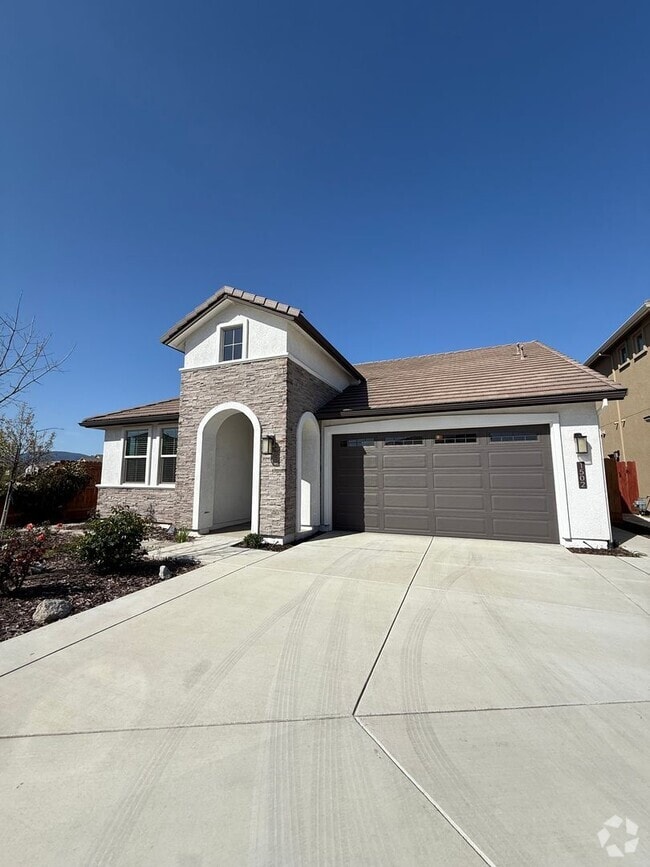 Building Photo - BEAUTIFUL HOME IN SANTANA RANCH