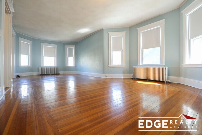 Photo - 15 Mapleton St Unit 1