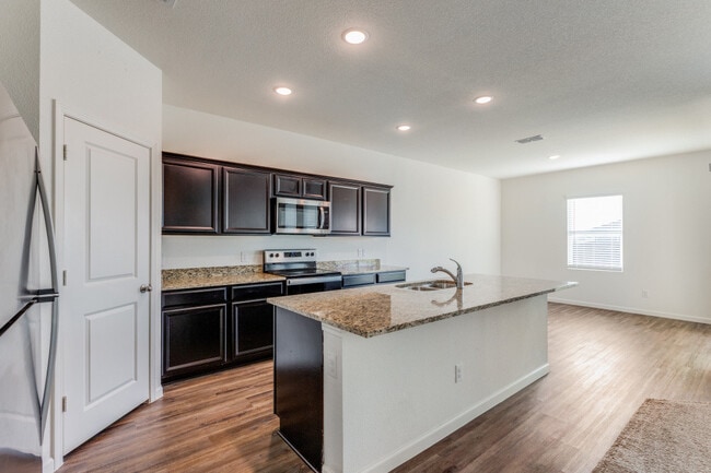 Photo - 1928 Briar Cv