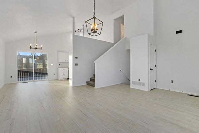 Photo - 87 Summit View Rd