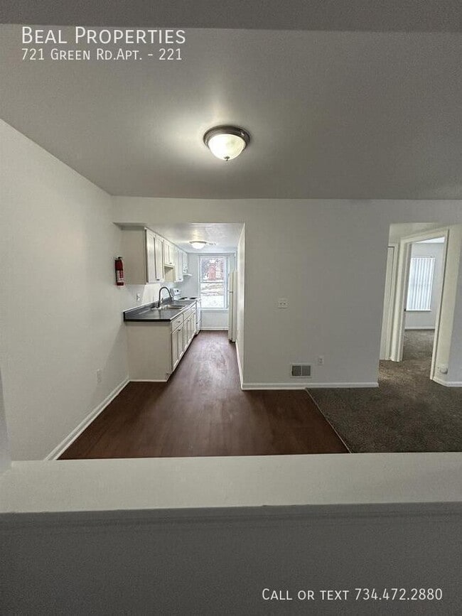 Photo - 721 Green Rd Unit 221