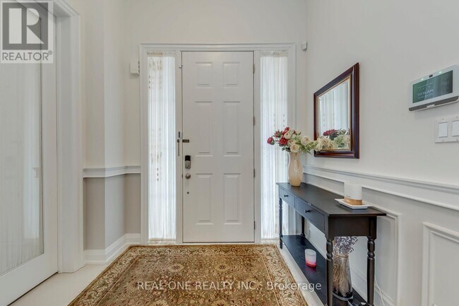 Photo - 1103 John Laird Cir