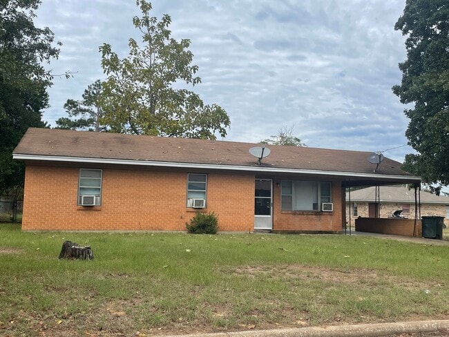 Photo - 3 bed 1 bath house