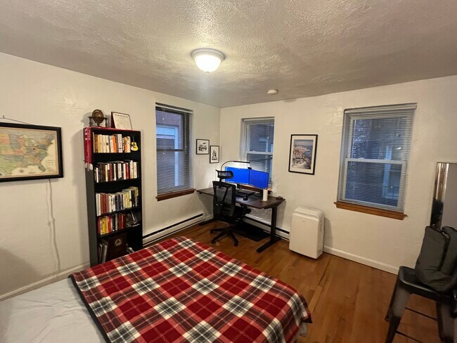 Photo - 153 Salem St Unit 2