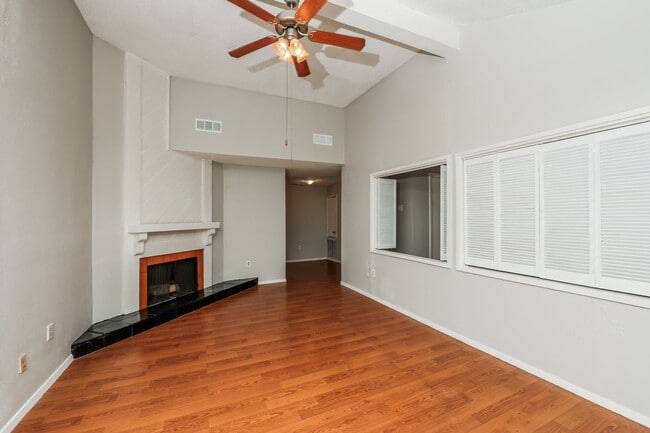 Photo - Trinity Meadows 1216 Unidad 1216