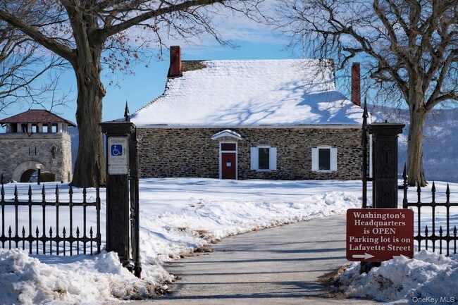 Photo - 95 Liberty St Unit 1