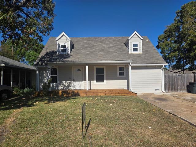 Photo - 482 Trout St