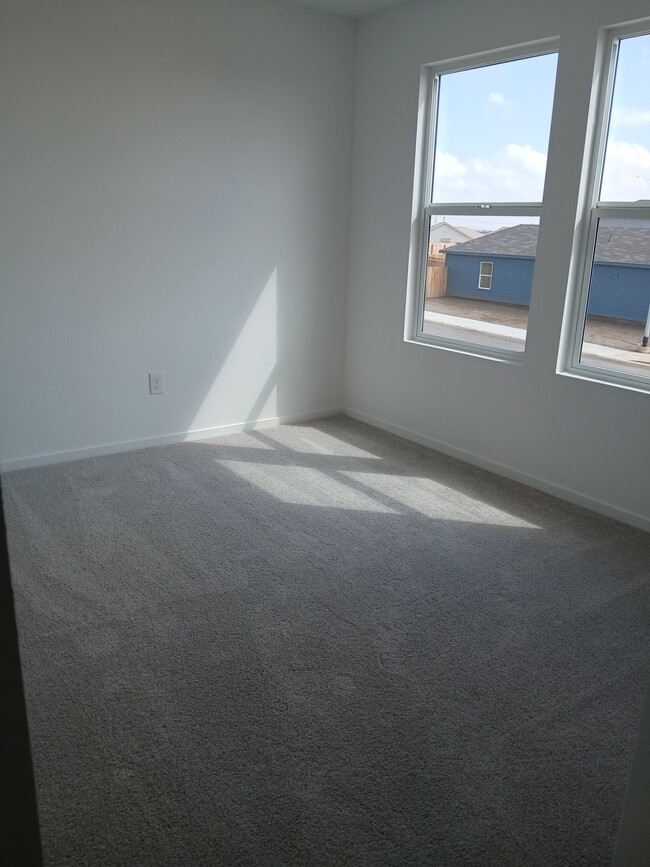 Photo - 7634 Barcelo Way