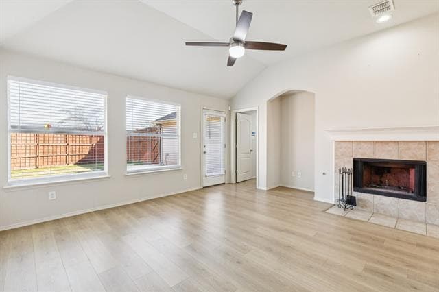 Photo - 1728 River Oaks Dr