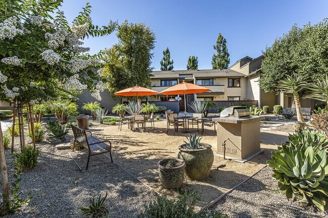 Photo - Stonegate Apartments