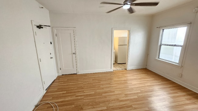 Photo - 727 S Coronado St Unidad 205